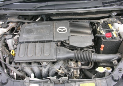 Mazda Verisa 2004  в Fujiyama-trading