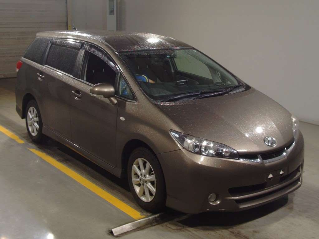 Без пробега из японии. Виш 2010. Тойота Виш гибрид. Toyota Wish в432су96. Виш машина 2010.