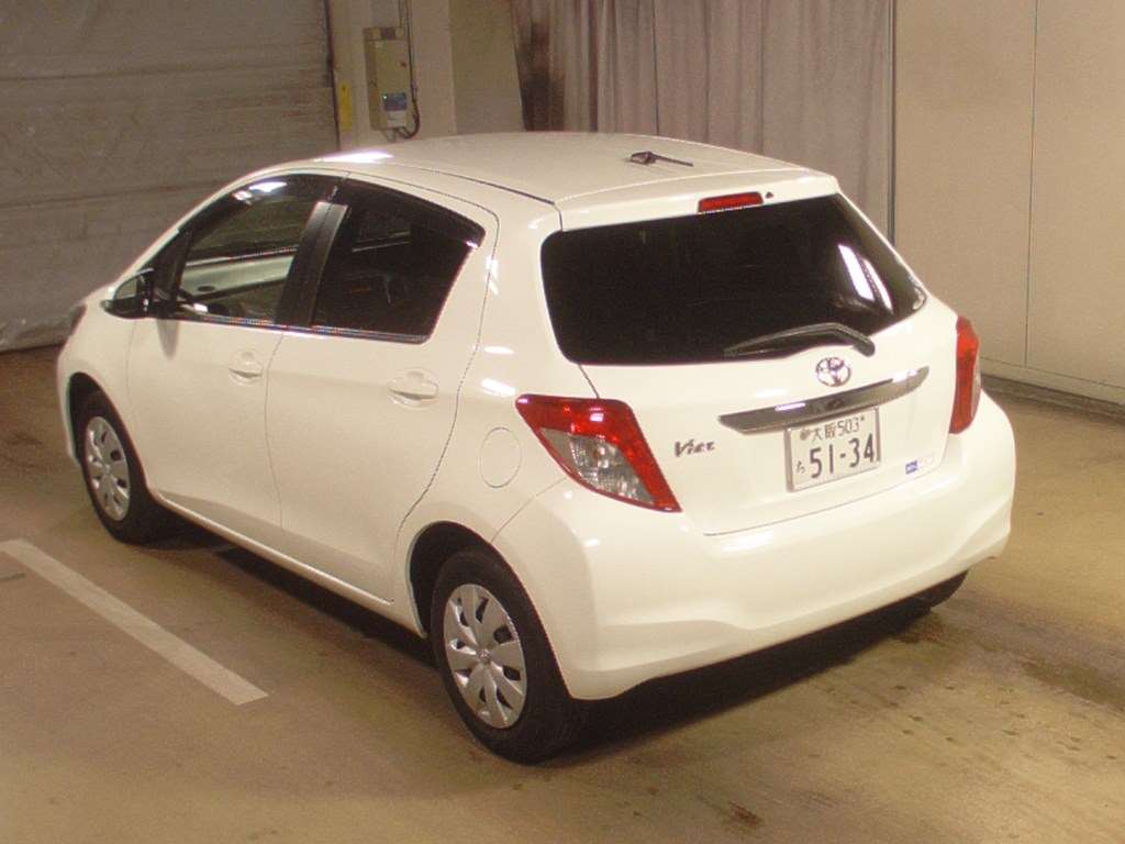 Toyota Vitz 2012