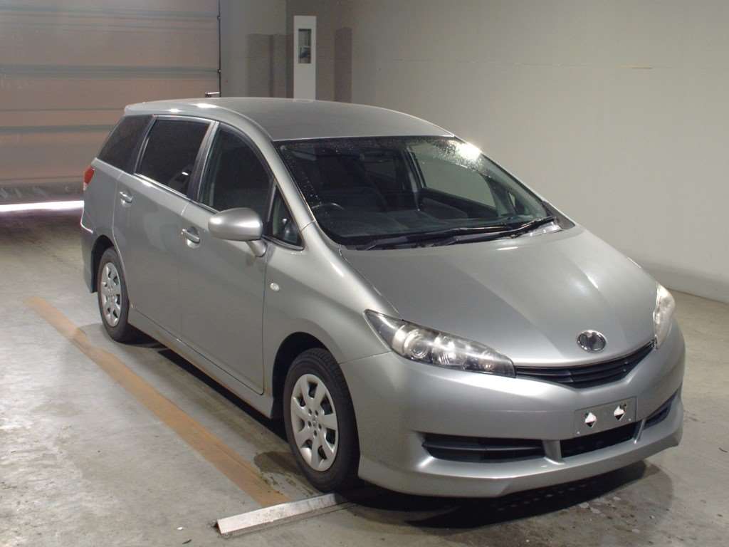 Тойота под заказ из японии. Toyota Wish zge20. Тойота Виш макет. Виш Тойота 2022 год сколько лошадей.