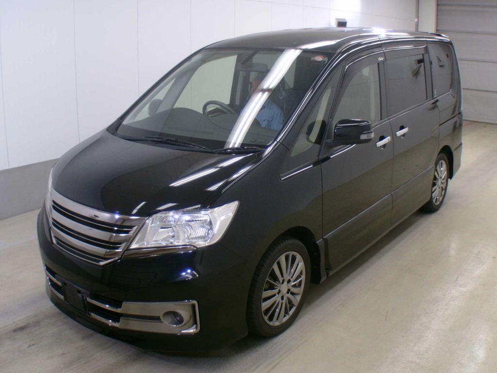 Nissan Serena Купить