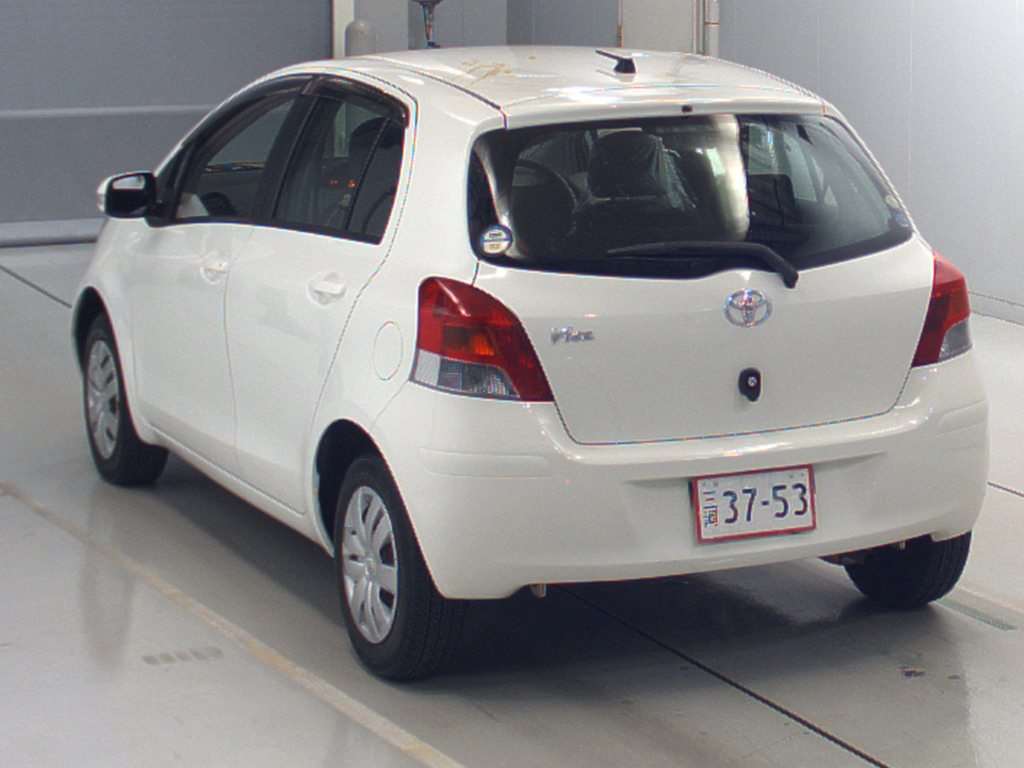 Toyota Vitz 2010