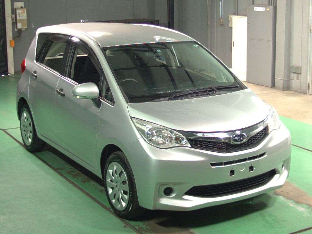 subaru trezia 2010