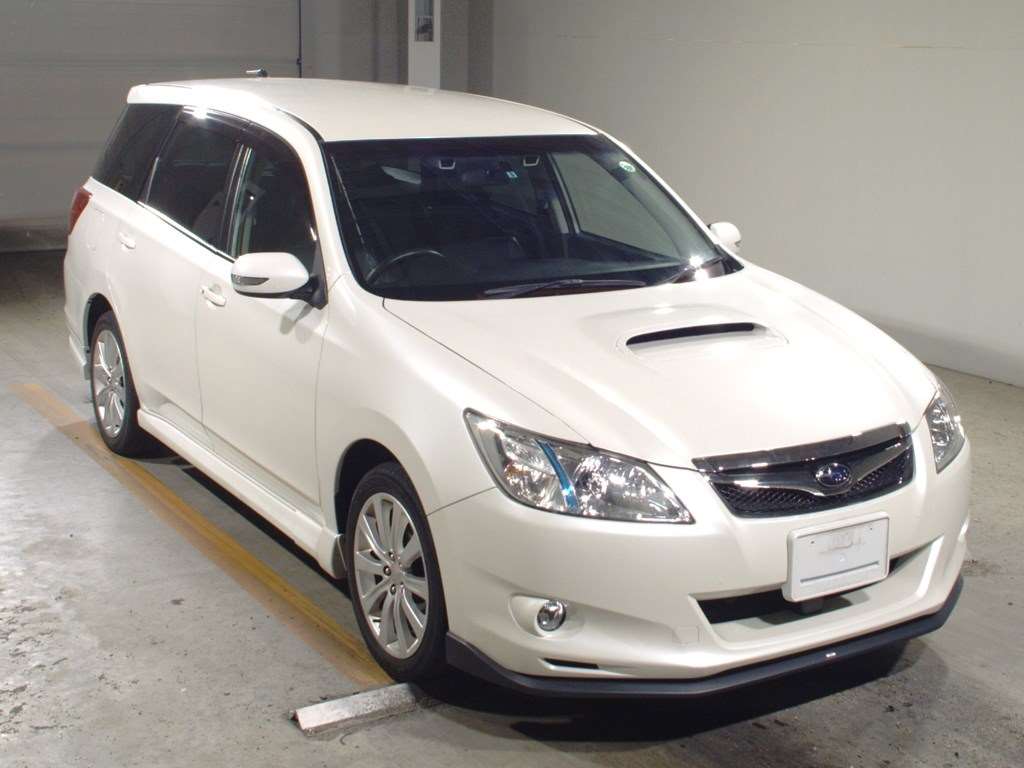 Фото subaru exiga