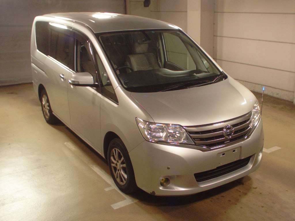 Carwin motors. NC 25 Nissan Serena серый. Carwin авто из Японии. Карвин аукционы Японии. Ниссан Карвин.