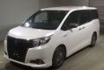 Toyota Esquire Hybrid 2017 в Fujiyama-trading