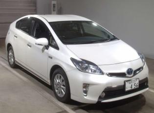 Toyota Prius PHV 2015 в Fujiyama-trading