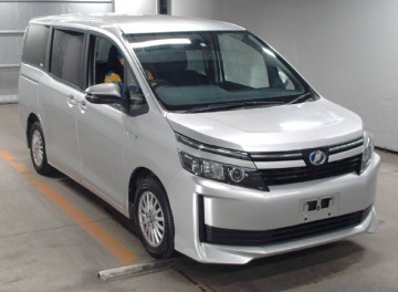Toyota Voxy Hybrid 2014 в Fujiyama-trading