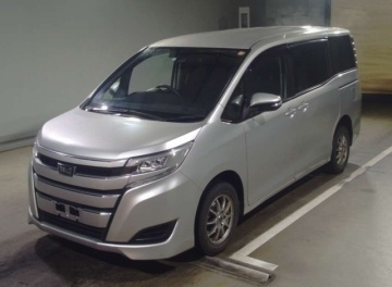 Toyota Noah 4WD 2019 в Fujiyama-trading