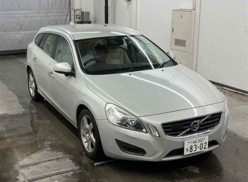 Volvo V60 2013 в Fujiyama-trading