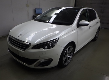 Peugeot 308 2015 в Fujiyama-trading