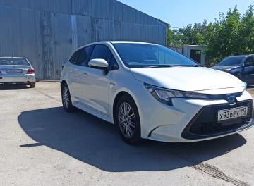 Toyota Corolla Touring 2020 в Fujiyama-trading