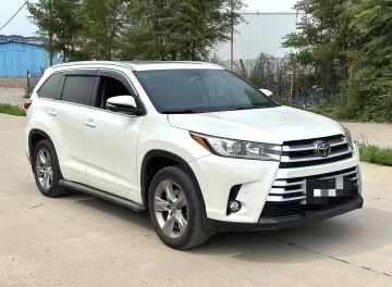 Toyota Highlander 4WD 2021 в Fujiyama-trading