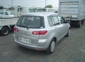 Mazda  Demio 2004 1340cc в Fujiyama-trading