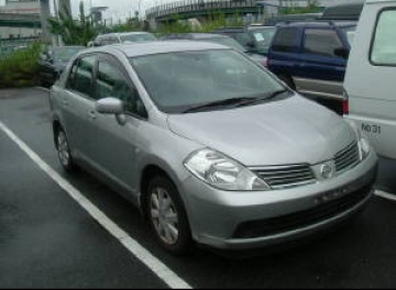 Nissan   Tiida Latio 2005 1500cc в Fujiyama-trading