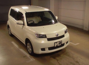 Toyota BB  2008/12   1300cc в Fujiyama-trading