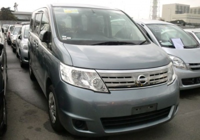 Nissan Serena 2008  в Fujiyama-trading