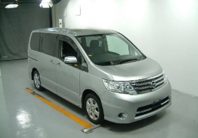 Nissan  Serena 2009 в Fujiyama-trading