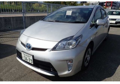 Toyota Prius 2015 в Fujiyama-trading