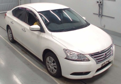 Nissan Sylphy 2015 в Fujiyama-trading