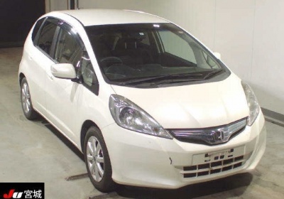 Honda Fit Hybrid 2011 в Fujiyama-trading