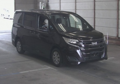 Toyota Noah 2018 в Fujiyama-trading