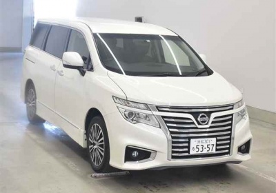 Nissan Elgrand 2018 в Fujiyama-trading