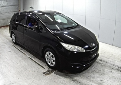 Toyota Wish 2013 в Fujiyama-trading
