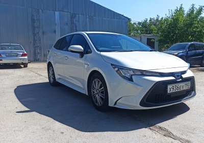 Toyota Corolla Touring 2020 в Fujiyama-trading