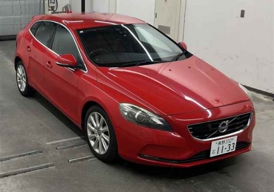 Volvo V40 2015 в Fujiyama-trading