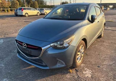 Mazda Demio 2015 в Fujiyama-trading