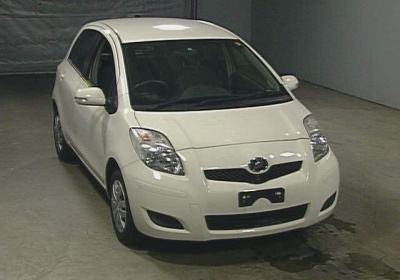 Toyota Vitz 2009  1000 cm3 в Fujiyama-trading