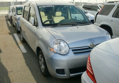 Toyota Sienta 2008 4WD Welcab в Fujiyama-trading